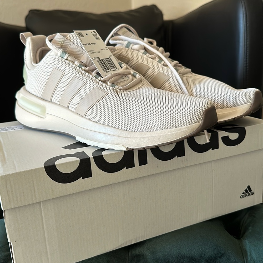 Adidas Racer TR23